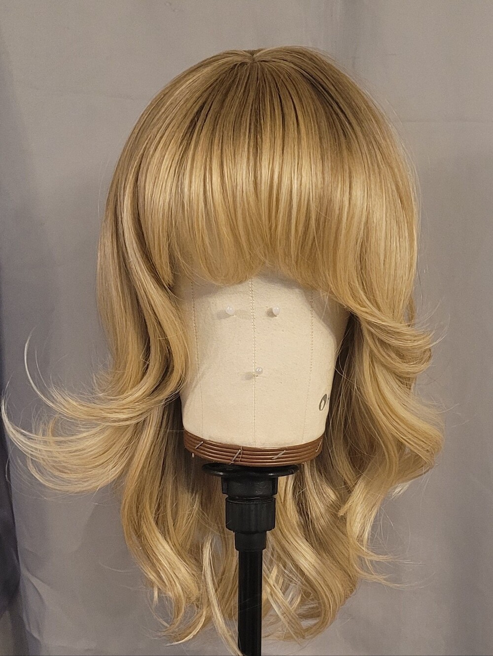 Blonde Wavy Synthetic Women’s Full Wig - Natural Shine
